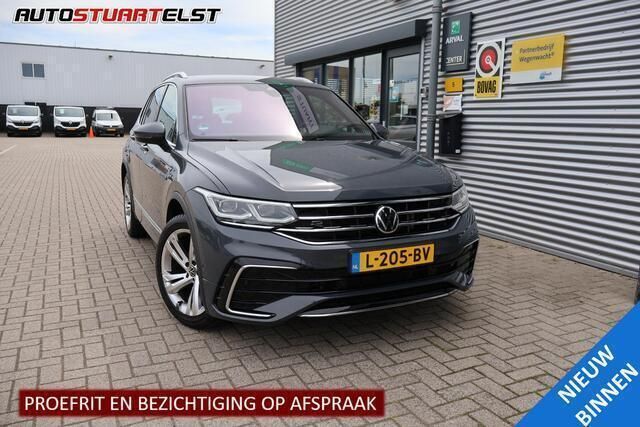 Grijs Gebruikt 2021 VW Tiguan Business+ SUV | € 34.439 (Iets duurder) - Afbeelding 1/4