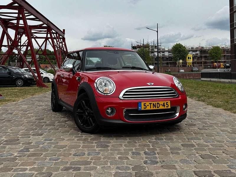 Rood Gebruikt 2014 Mini ONE Chili Hatchback | € 7.625 (Eerlijke prijs) - Afbeelding 1/4