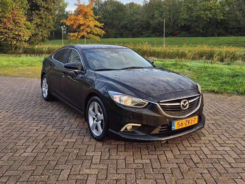 Zwart Gebruikt 2013 Mazda 6 Sedan | € 12.999 (Goede deal) - Afbeelding 1/4