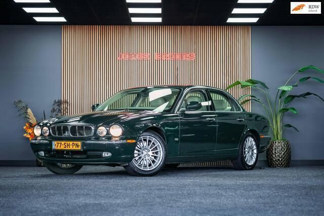 Groen Gebruikt 2006 Jaguar XJ Sedan | € 6.500 (Eerlijke prijs) - Afbeelding 1/4
