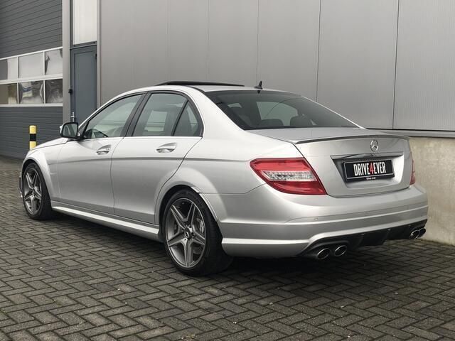 Occasion Mercedes C63 AMG AMG 457 PK (336 kW) 2008 Grijs, metallic lak Sedan