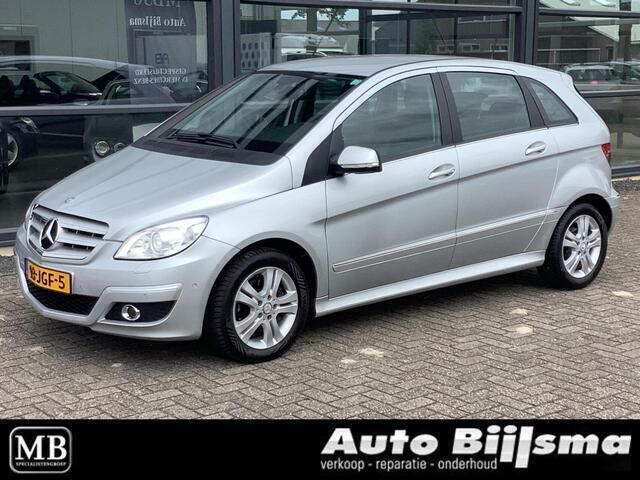 Grijs Gebruikt 2009 Mercedes B200 MPV | € 6.995 (Eerlijke prijs) - Afbeelding 1/4