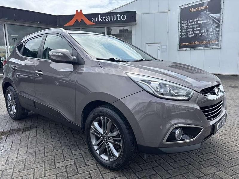 Bruin, metallic lak Gebruikt 2014 Hyundai ix35 Style SUV | € 12.440 (Eerlijke prijs) - Afbeelding 1/3