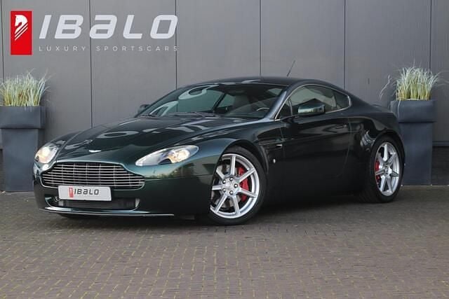 Groen Gebruikt 2006 Aston Martin V8 Vantage Coupé | € 54.950 (Eerlijke prijs) - Afbeelding 1/4
