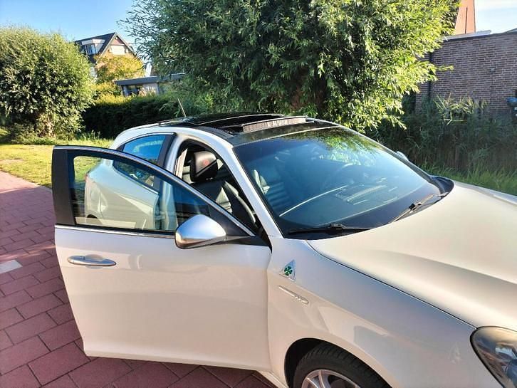 Occasion Alfa Romeo Giulietta 170 PK (125 kW) 2011 Hatchback