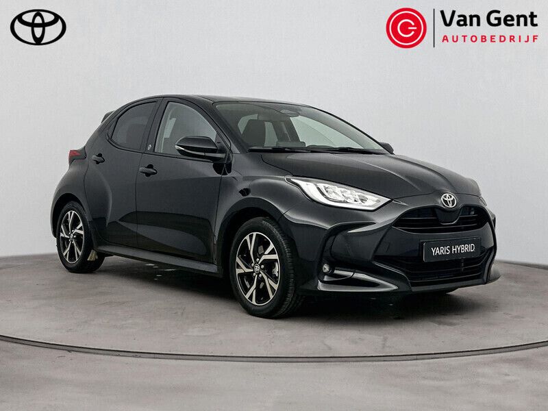 Zwart Gebruikt 2024 Toyota Yaris Hybrid Edition Hatchback | € 26.999 (Eerlijke prijs) - Afbeelding 1/4