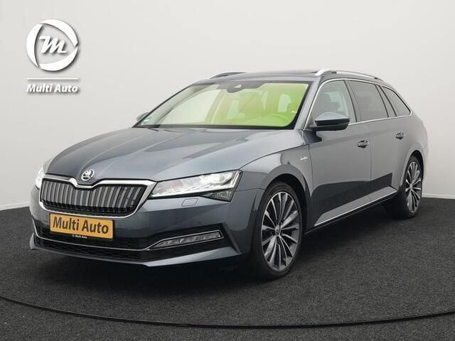 Grijs Gebruikt 2020 Skoda Superb LAURIN & KLEMENT Stationwagen | € 24.930 (Eerlijke prijs) - Afbeelding 1/4
