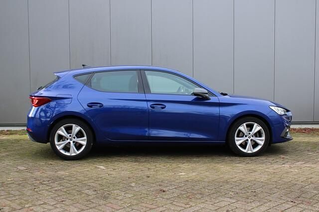 Occasion Seat Leon Business 150 PK (110 kW) 2021 Blauw Stationwagen
