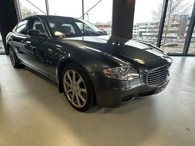Occasion Maserati Quattroporte 402 PK (295 kW) 2006 Grijs, metallic lak Sedan
