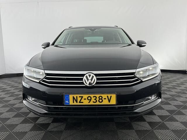Occasion VW Passat Highline 150 PK (110 kW) 2015 Zwart (metallic) Stationwagen