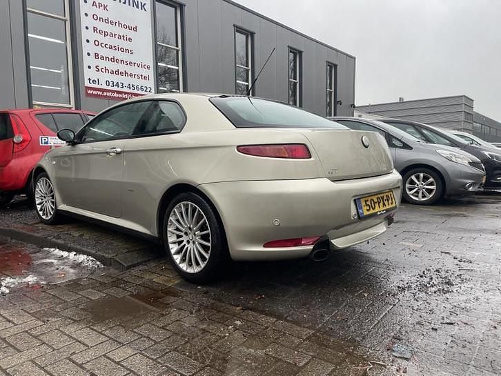 Occasion Alfa Romeo GT Distinctive 166 PK (122 kW) 2005 Coupé