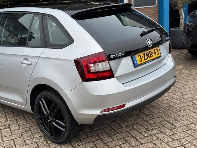 Occasion Skoda Rapid Style 86 PK (63 kW) 2015 Grijs Hatchback