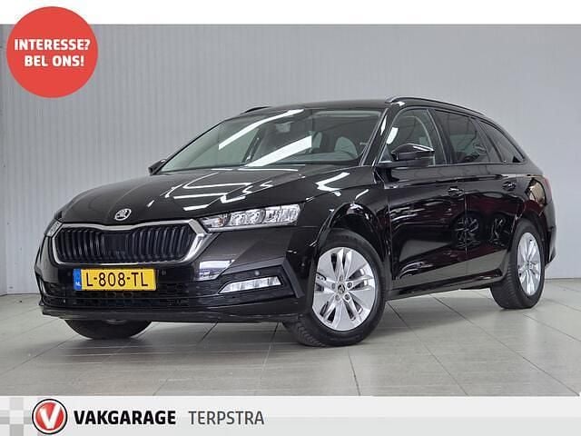 Zwart Occasion 2021 Skoda Octavia Business Line Stationwagen | € 14.995 (Eerlijke prijs) - Afbeelding 1/4