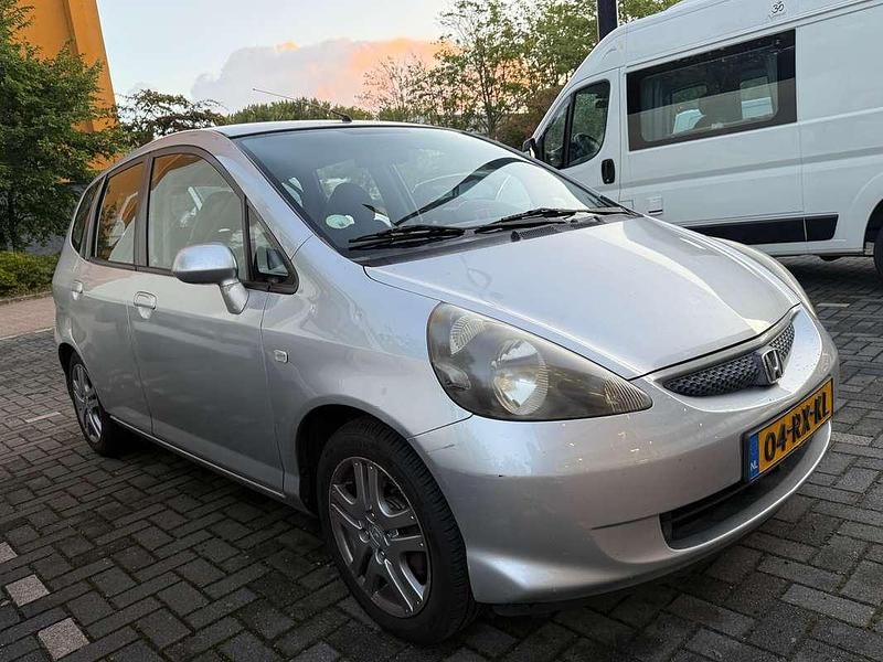 Occasion Honda Jazz Cool 77 PK (56 kW) 2005 Zilver Hatchback