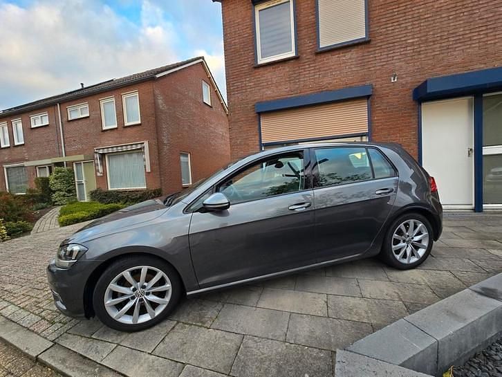 Gebruikt 2017 VW Golf VII Business | € 9.750 (Iets duurder) - Afbeelding 1/4