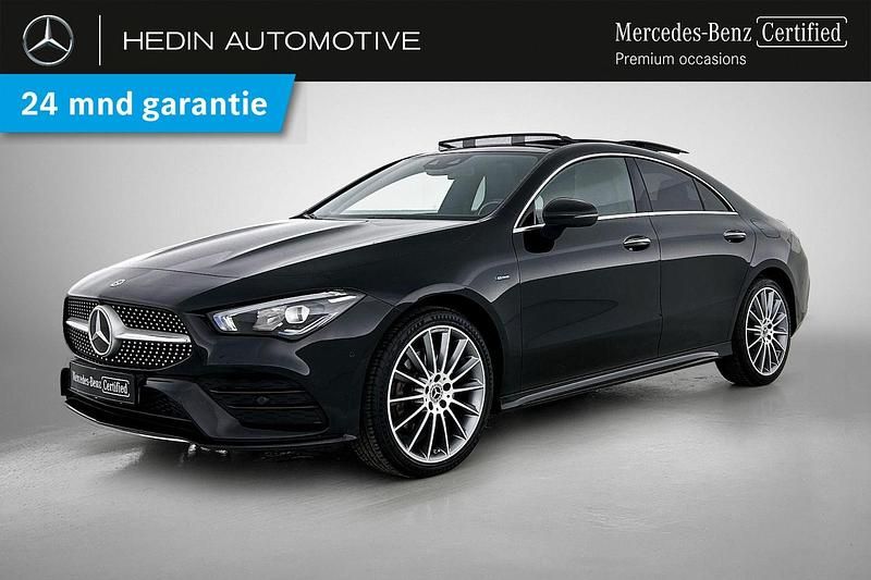 Zwart Gebruikt 2020 Mercedes CLA250e AMG line Sedan | € 34.900 (Iets duurder) - Afbeelding 1/3