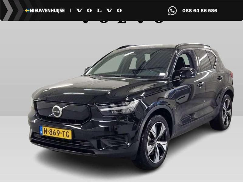 Zwart (metallic) Occasion 2021 Volvo XC40 Plus SUV | € 26.899 (Goede deal) - Afbeelding 1/4