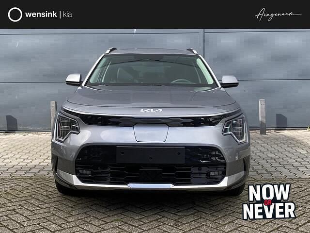 Grijs Nieuw 2024 Kia e-Niro Air SUV | € 34.935 - Afbeelding 1/4