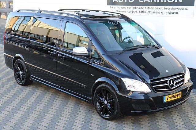 Zwart (metallic) Gebruikt 2013 Mercedes Viano Avantgarde MPV | € 24.945 - Afbeelding 1/4