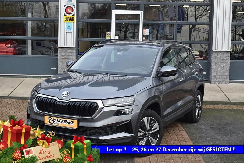 Zwart Occasion 2023 Skoda Karoq Business Line SUV | € 25.950 (Super prijs) - Afbeelding 1/4