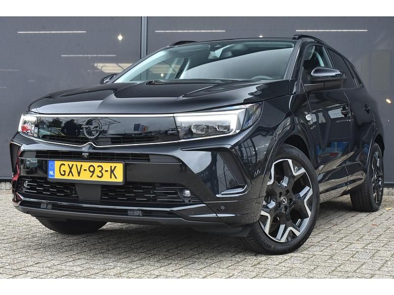 Zwart Gebruikt 2024 Opel Grandland X Ultimate SUV | € 29.900 (Super prijs) - Afbeelding 1/4
