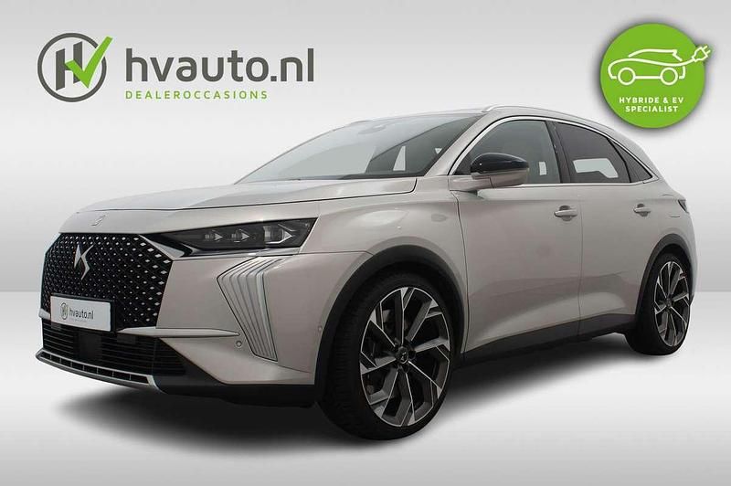 Wit, metallic lak Gebruikt 2024 DS Automobiles DS7 Crossback Opera SUV | € 52.750 - Afbeelding 1/4