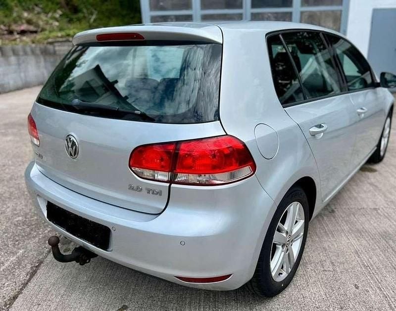 Grijs Gebruikt 2010 VW Golf VI Comfortline Hatchback | € 2.500 (Super prijs) - Afbeelding 1/4