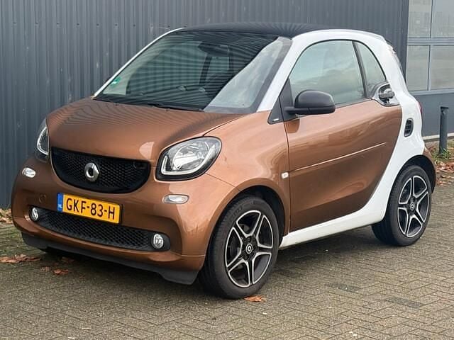 Occasion Smart ForTwo Coupé Pure 2024 Bruin Hatchback