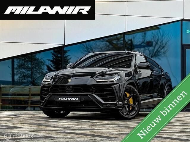 Zwart (metallic) Gebruikt 2019 Lamborghini Urus SUV | € 229.445 (Goede deal) - Afbeelding 1/4