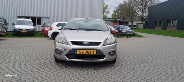 Grijs Gebruikt 2009 Ford Focus Cabriolet Titanium Cabriolet | € 1.299 (Duur) - Afbeelding 1/4