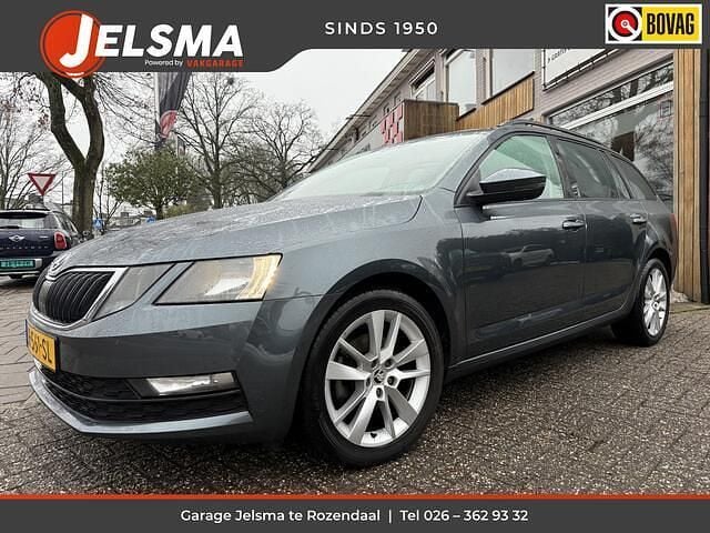 Grijs Occasion 2020 Skoda Octavia Business Line Stationwagen | € 13.500 (Goede deal) - Afbeelding 1/3