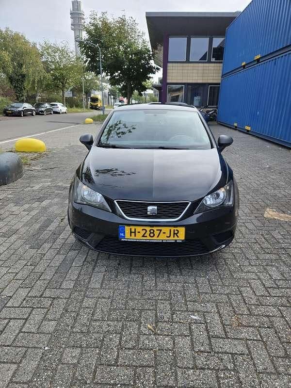 Zwart Gebruikt 2012 Seat Ibiza Copa MPV | € 4.500 (Eerlijke prijs) - Afbeelding 1/4