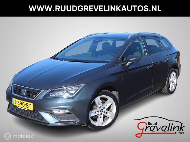 Grijs Gebruikt 2020 Seat Leon ST FR Stationwagen | € 14.695 (Eerlijke prijs) - Afbeelding 1/4
