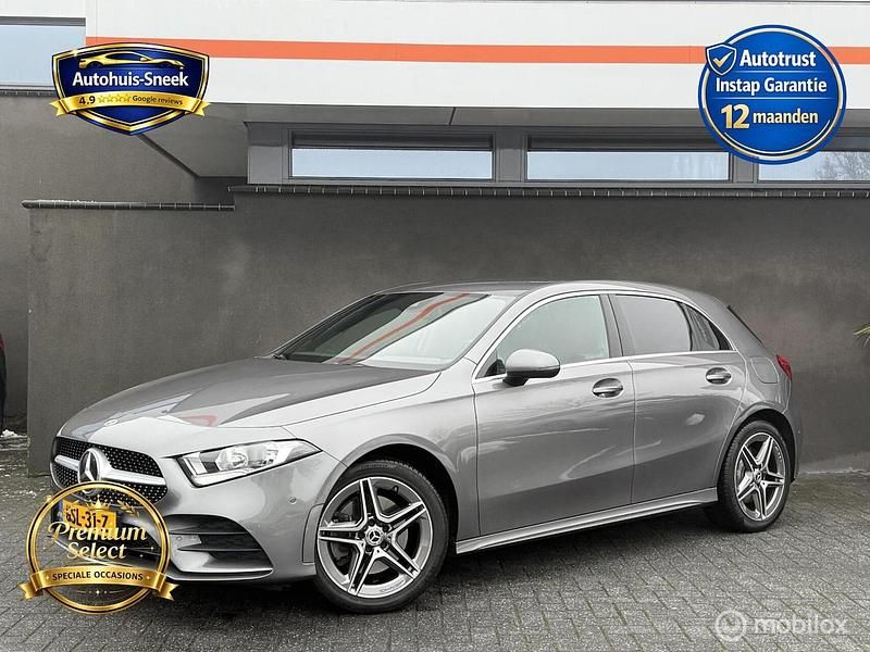 Grijs Occasion 2021 Mercedes A250 Business Hatchback | € 24.909 (Super prijs) - Afbeelding 1/4