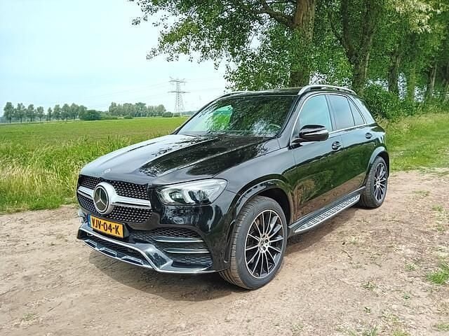 Zwart Gebruikt 2020 Mercedes GLE350 AMG Van | € 62.950 - Afbeelding 1/4