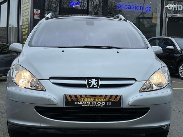 Grijs Gebruikt 2005 Peugeot 307 Stationwagen | € 4.499 - Afbeelding 1/4