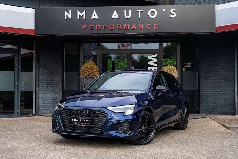 Blauw, metallic lak Gebruikt 2020 Audi A3 Sportback e-tron Competition Sedan | € 30.950 (Eerlijke prijs) - Afbeelding 1/4