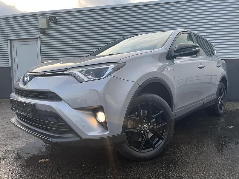 Occasion Toyota RAV4 Hybrid Edition 197 PK (144 kW) 2018 Grijs SUV