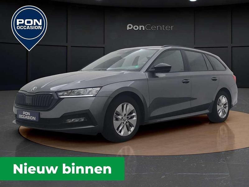 Grijs, metallic lak Gebruikt 2023 Skoda Octavia Business Line Stationwagen | € 25.850 (Eerlijke prijs) - Afbeelding 1/3