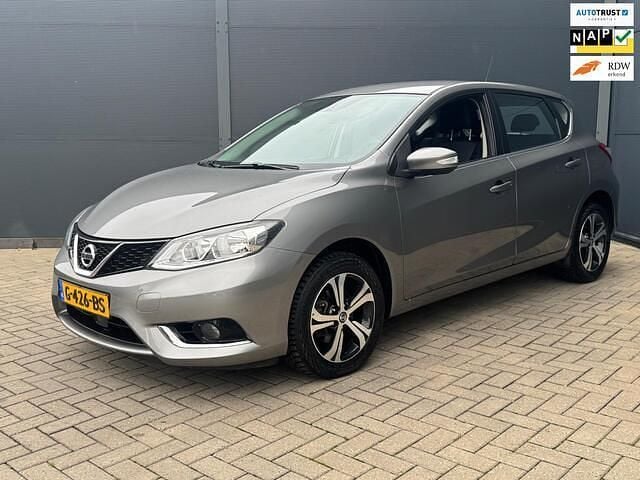 Grijs Gebruikt 2017 Nissan Pulsar Hatchback | € 12.950 (Eerlijke prijs) - Afbeelding 1/4