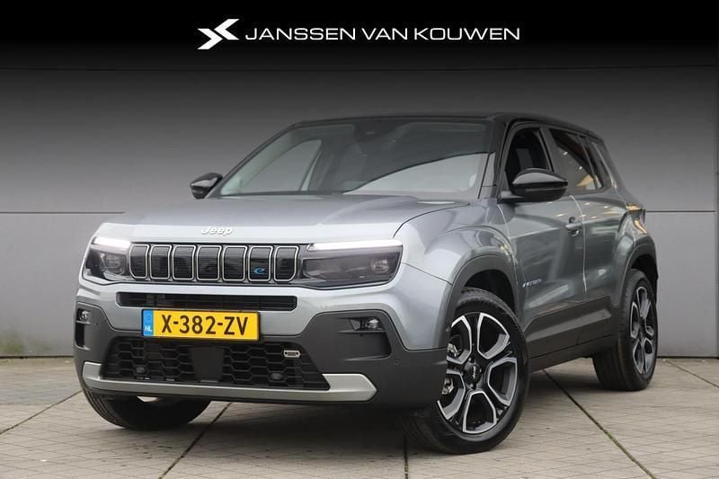Grijs Gebruikt 2024 Jeep Avenger EV Summit SUV | € 30.885 (Eerlijke prijs) - Afbeelding 1/4