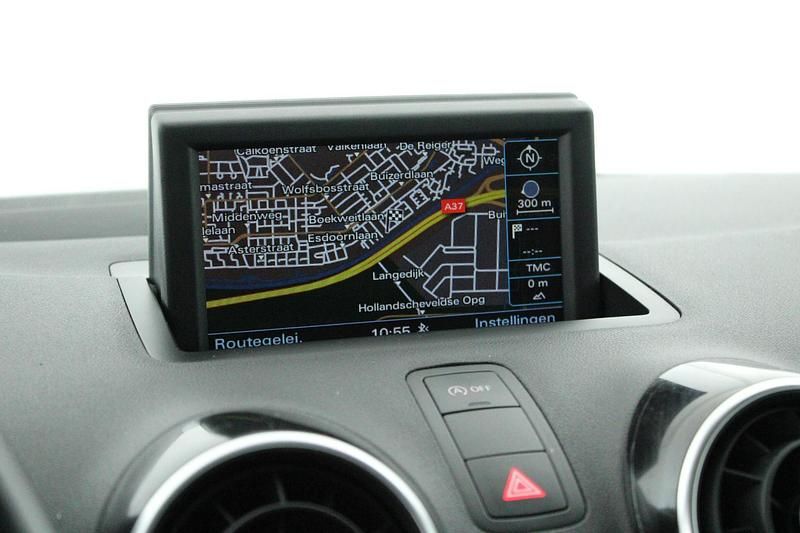 Occasion Audi A1 Sportback Ambition 2019 Rood Hatchback