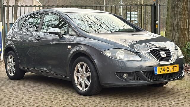 Occasion Seat Leon 102 PK (75 kW) 2007 Grijs Hatchback