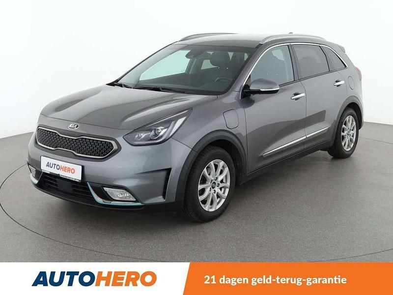 Grijs Gebruikt 2017 Kia Niro Vision SUV | € 15.149 (Eerlijke prijs) - Afbeelding 1/3
