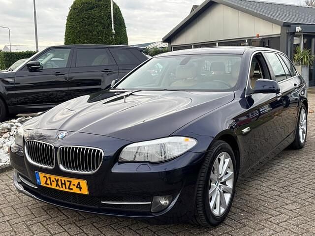 Blauw Gebruikt 2012 BMW 520 Executive Stationwagen | € 9.450 (Goede deal) - Afbeelding 1/4