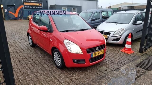 Rood Gebruikt 2010 Suzuki Splash Comfort Hatchback | € 2.995 (Duur) - Afbeelding 1/4