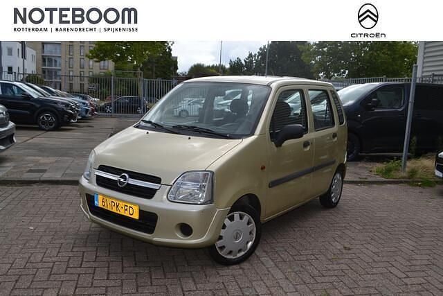 Geel Gebruikt 2004 Opel Agila Essentia Hatchback | € 950 (Goede deal) - Afbeelding 1/4