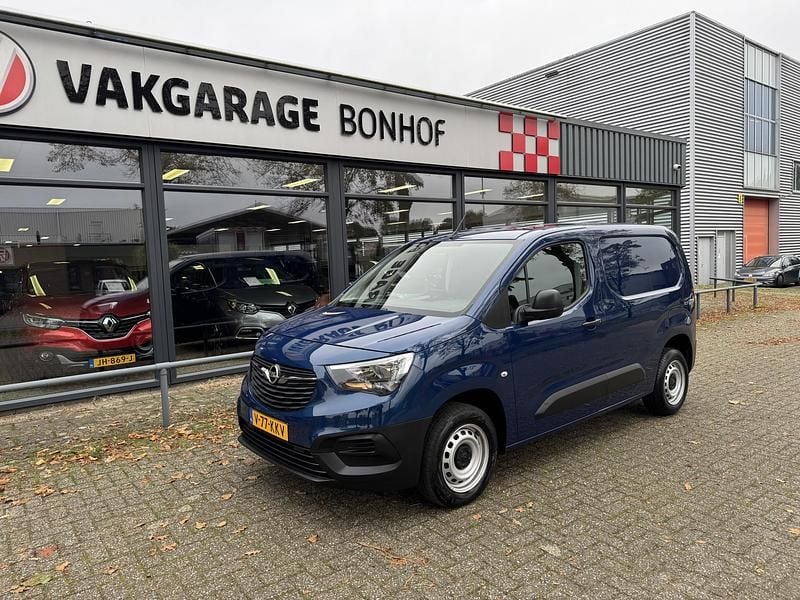 Blauw Gebruikt 2020 Opel Combo Selection MPV | € 14.950 (Goede deal) - Afbeelding 1/4