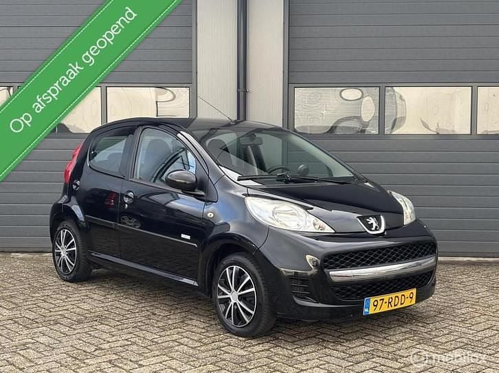 Occasion Peugeot 107 68 PK (50 kW) 2011 Zwart Hatchback