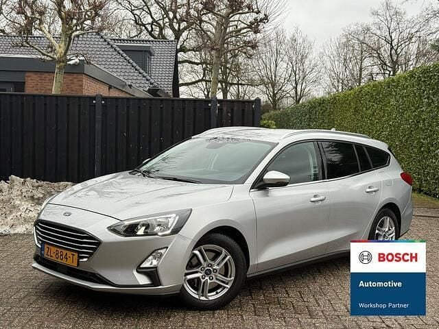 Grijs Occasion 2019 Ford Focus Business Edition Stationwagen | € 6.490 (Goede deal) - Afbeelding 1/4